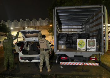 PMPR e PF apreendem 4 mil pacotes de cigarros contrabandeados em Foz do Iguaçu