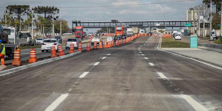 Tráfego de veículos será deslocado da Linha Verde para o Viaduto Tarumã, no sentido Sul