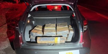 Ação integrada apreende mais de 400 quilos de maconha após acompanhamento tático no Paraná