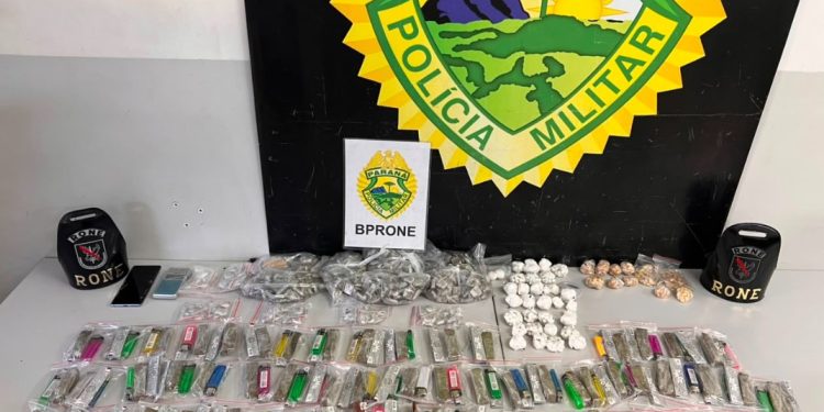 RONE prende traficante e apreende quase 3,2 quilos de drogas no Parolin