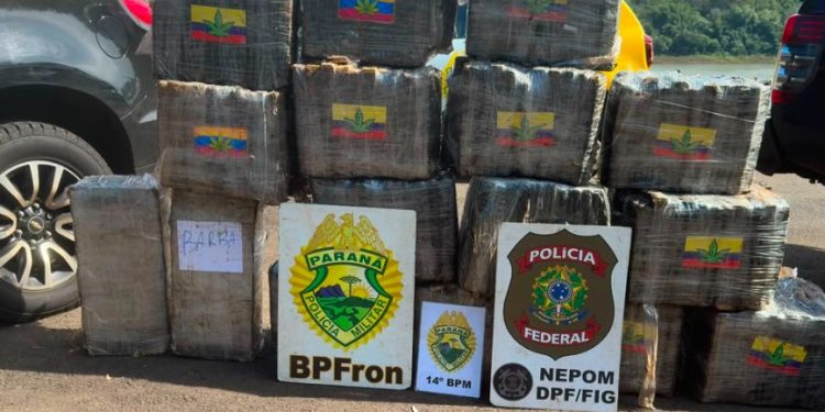Ação integrada apreende mais de 430 quilos de maconha e prende três pessoas em Foz do Iguaçu