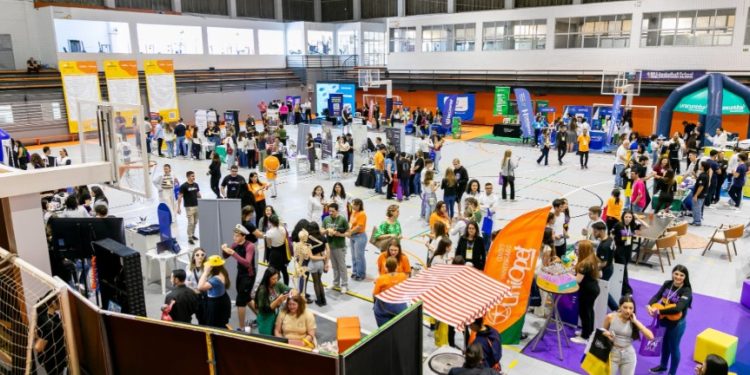 Jornada de Carreiras acontece neste sábado com programação gratuita