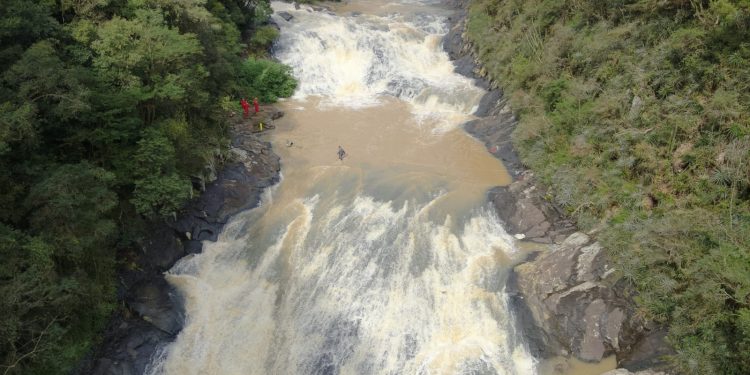 Buscas por mulher desaparecida em cachoeira entram no quinto dia em Sapopema