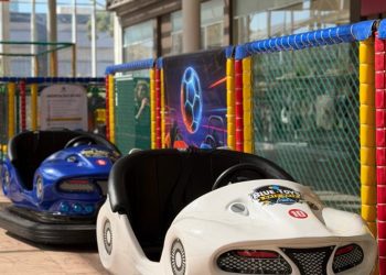 Shopping Estação resgata um clássico e traz pista de carrinhos de bate-bate para  as férias escolares