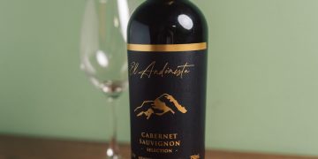 Shopping Curitiba lança campanha de Dia dos Pais com vinho argentino