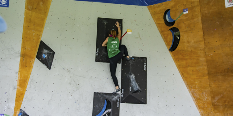 Curitiba terá fim de semana com competições de ciclismo, padel, escalada, lutas e xadrez