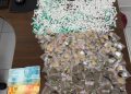 ROMU prende mulher com quase 2.300 porções de drogas e captura homem procurado por homicídio em São José dos Pinhais