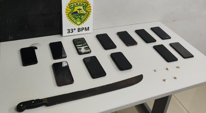 Criminosos são presos após roubo de celulares de trabalhadores no centro de Curitiba