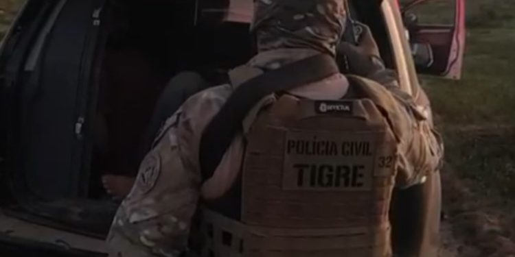 Polícia Civil prende quatro foragidos por chacina ocorrida em Icaraíma