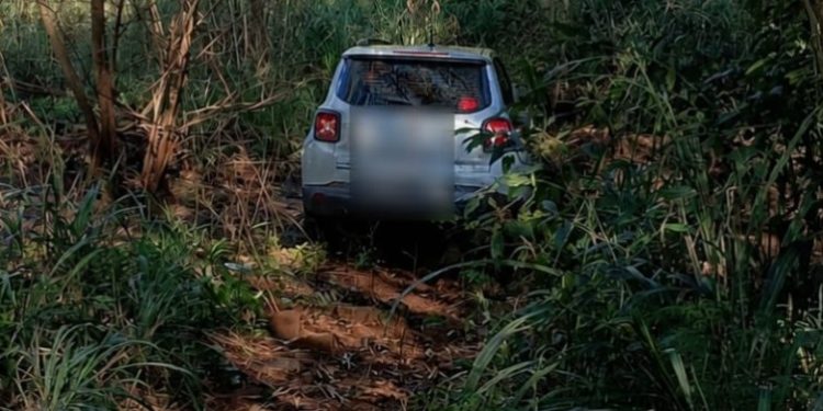 Idoso de 77 anos é morto a tiros durante assalto; criminosos levaram carro e dinheiro