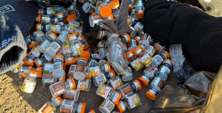 Operação conjunta apreende 1.200 ampolas de medicamento escondidas em pneu estepe na BR-277