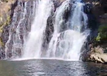 Jovem de 18 anos morre afogado na Cachoeira do Itararé, em Tijucas do Sul