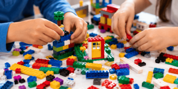 Shopping Curitiba realiza oficinas infantis de LEGO, vela aromática e histórias