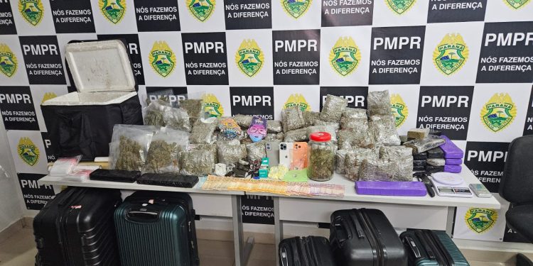 CORP prende dupla e apreende quase 39 quilos de drogas em apartamento nas Mercês