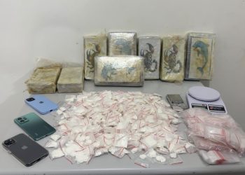 ROCAM prende dois homens e apreende quase 10 kg de drogas em São José dos Pinhais