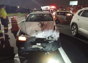 Motorista com sinais de embriaguez fica ferido após colisão traseira na BR-277, em Curitiba