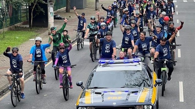 PRF realiza 7º Passeio Ciclístico em Curitiba