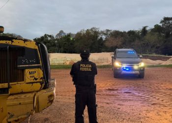 PF deflagra Operação Areento de Ouro contra extração ilegal de areia no Rio Paraná