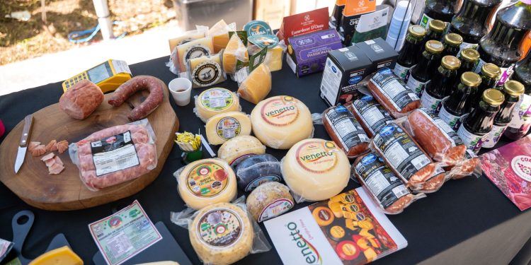 Em Curitiba, Feira Sou Sul movimenta mais de R$ 31 mil em vendas de produtos com IG