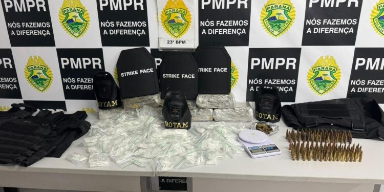ROTAM apreende drogas, munições e materiais balísticos no Campo Comprido