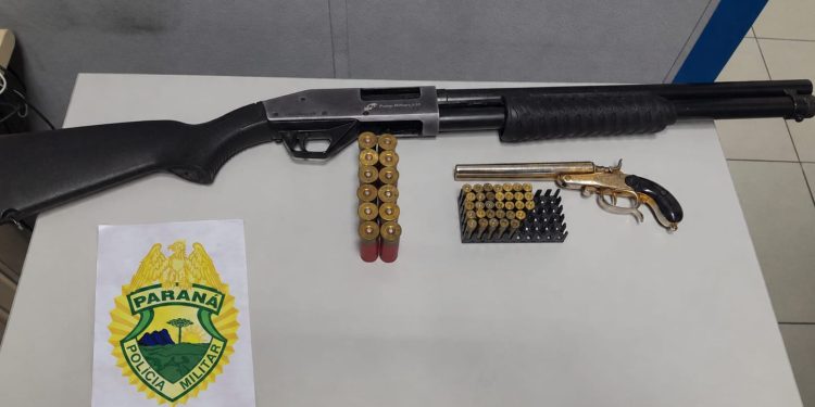 Homem é preso por violência doméstica e posse ilegal de armas em Curitiba
