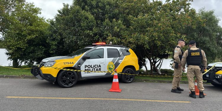 Corpo de homem é encontrado em lago de São José dos Pinhais