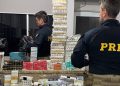 PRF apreende 4 mil caixas de medicamentos e anabolizantes na BR-277
