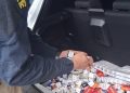 PRF apreende medicamentos estrangeiros em carro de escolta armada na BR-277