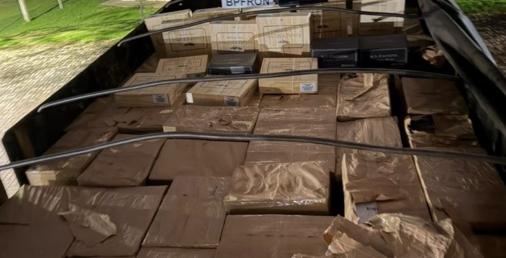 BPFRON apreende 10.800 garrafas de vinho argentino e motorista é detido