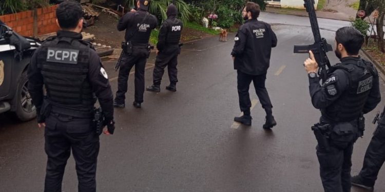 Polícia Civil faz megaoperação com 215 mandados contra organização criminosa em três estados
